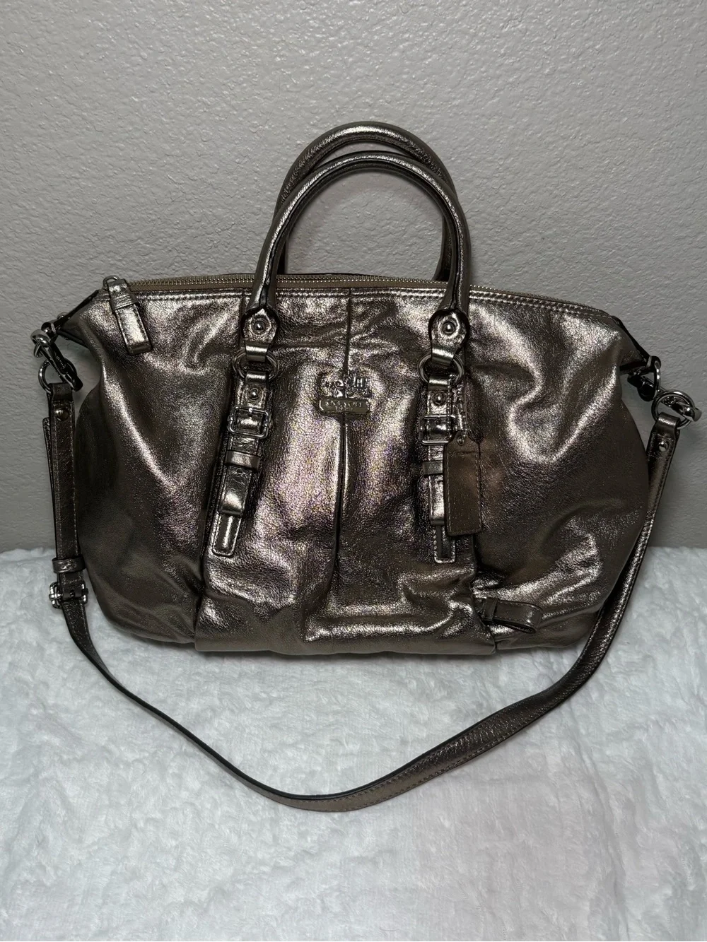 🩶 Coach Metallic Silver Satchel Handbag with Crossbody Strap G1293-21252